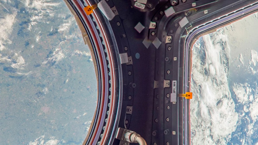 لأول مرة.. تجول فضائي عبر "غوغل"