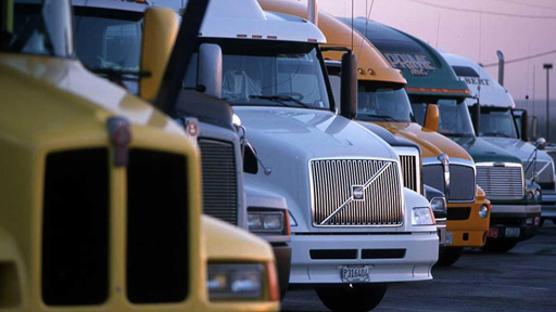 بريطانيا تختبر شاحنات ذاتية القيادة