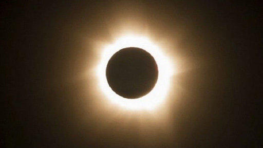 أطول كسوف كلي للشمس في التاريخ هذا الشهر
