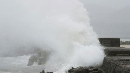 مقتل شخصين على الأقل مع اقتراب إعصار نورو من الجزر اليابانية