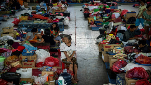 19 قتيلا على الأقل في انزلاقات تربة وفيضانات في أندونيسيا