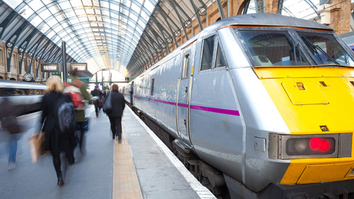 إغلاق محطة سكك حديدية في لندن بعد تسرب غازي بمنطقة قريبة