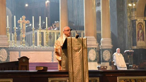 المطران درويش يدعو اللّبنانيّين في لندن إلى التّواصل مع بلدهم الأمّ