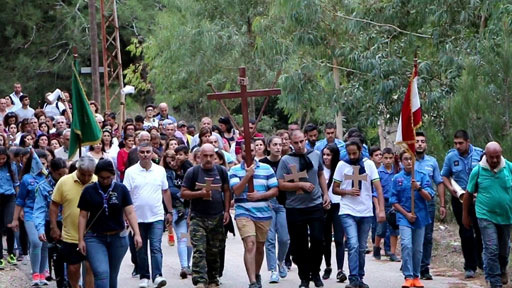 الأب عبّود: لنرفع رؤوسنا ولا ننحني إلّا للصّليب