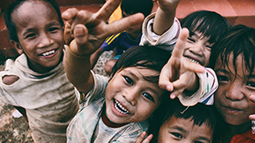 علّموا أطفالكم "قواعد الحوار".. لنيل السّلام!