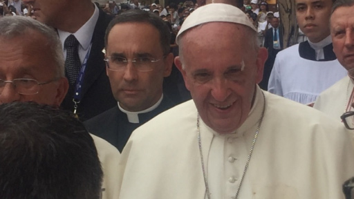 بعد تعرّضه لحادث، "البابا فرنسيس بخير"