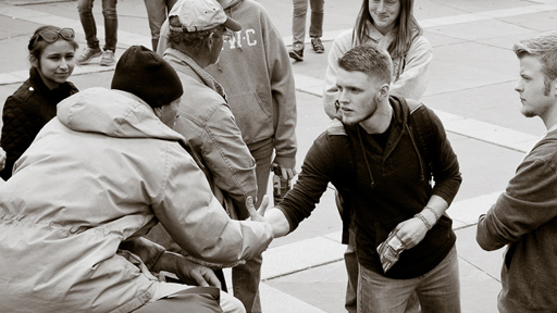 "يسوع في المدينة" بحثًا عن المشرّدين