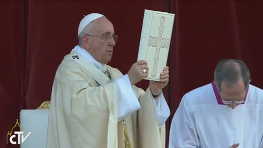 البابا فرنسيس يغرّد على موقع تويتر