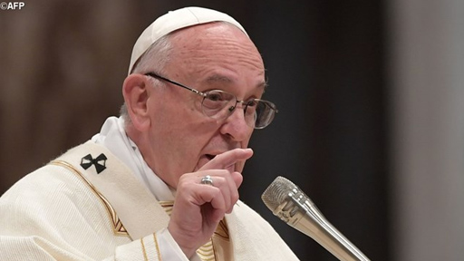 البابا فرنسيس يغرّد على موقع تويتر