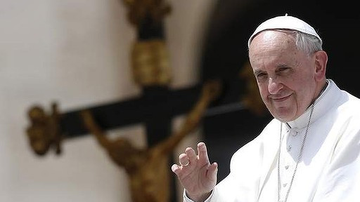 البابا فرنسيس يغرّد على موقع تويتر