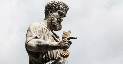 بعد ألفين عامًا.. هل وُجدت رفاة القدّيس بطرس؟