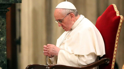 البابا فرنسيس إلى المرضى والشّباب والمتزوّجين حديثًا: أتلوا مسبحة الورديّة