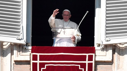 البابا فرنسيس: يسوع هو معلِّمنا القويّ في القول والفعل