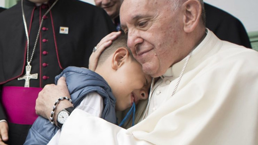 البابا فرنسيس: الله يعانقنا حتّى إذا كنّا في حالة الهشاشة