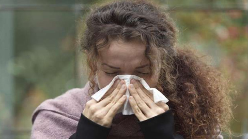 علماء يحذرون من خطر المناديل الورقية على الصحة!