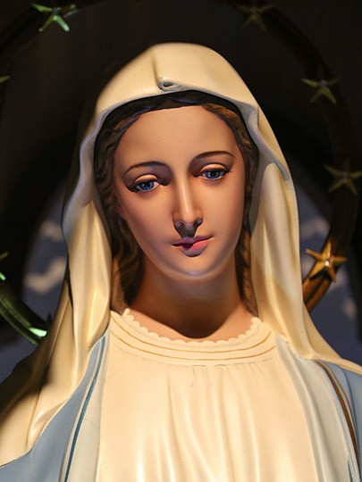 Virgin Mary - مريم العذراء