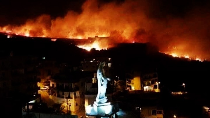 لبنان يحترق... صلّوا ولا تملّوا!