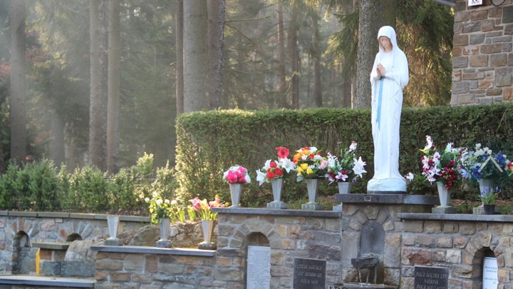 في اليوم العالميّ للفقراء، الفاتيكان يستقبل "عذراء الفقراء"