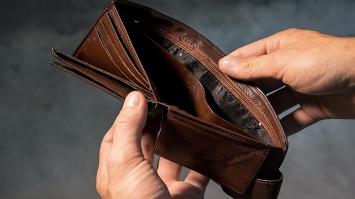 من الفقر إلى الغنى!