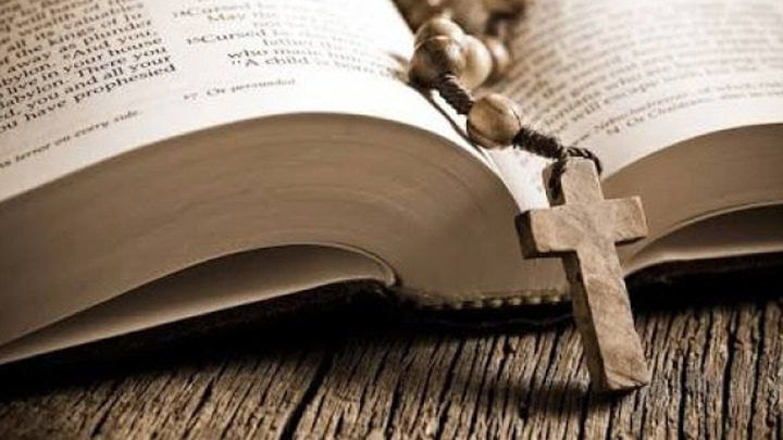 "وَمَن أَنا في قَولِكُم أَنتُم؟"