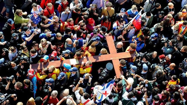 البابا لشباب الأرجنتين: غيّروا العالم لا تبقوا واقفين!