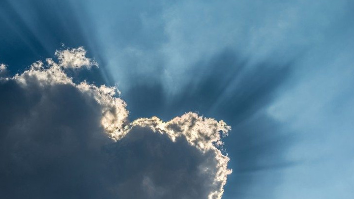 أسقف يكشف عن الموقف الخلاصيّ الوحيد في هذه المرحلة التّاريخيّة