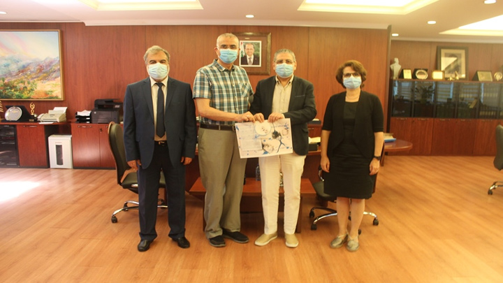 إصدار جديد لأساتذة الجامعة اللبنانية حول الفطريات الطبية بالتعاون مع جامعة أنجيه الفرنسية