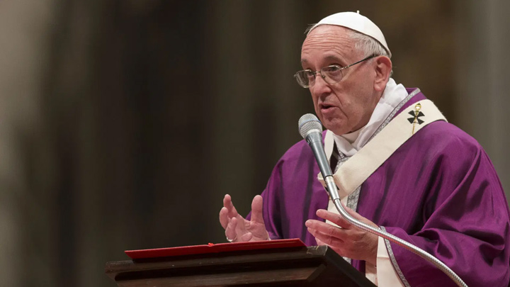 إليكم ما يدعو البابا فرنسيس إلى القيام به في زمن الصّوم!