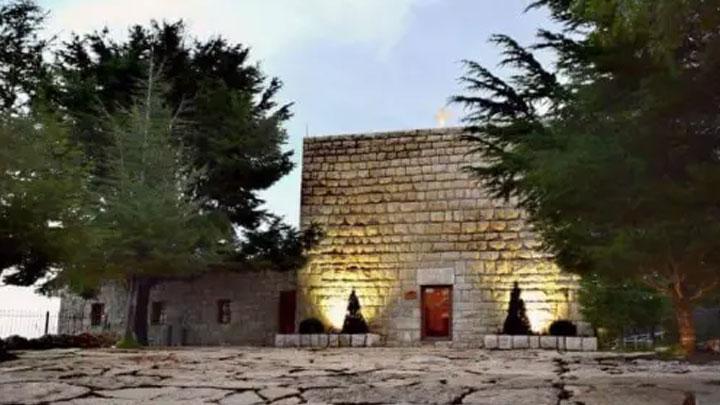 قدّاسان في محبسة عنّايا مساءً، والمناسبة؟