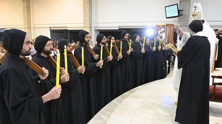 عشرة مبتدئين جدد في الرّهبانيّة المارونيّة المريميّة