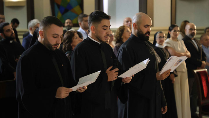 نذور في جمعيّة المرسلين اللّبنانيّين الموارنة في عيد شفيعها