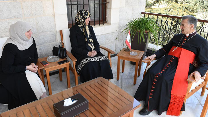 الرّاعي استقبل السّيّدة رباب الصّدر ضمن نشاط اليوم في الدّيمان