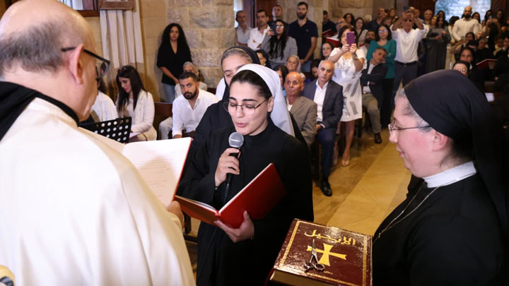 نذور مؤقّتة في صفوف الرّاهبات اللّبنانيّات المارونيّات بالقنيطرة
