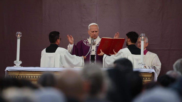 البابا: لقد غلب المسيح الموت وفتح لنا نحن أيضًا الطّريق نحو الحياة الأبديّة