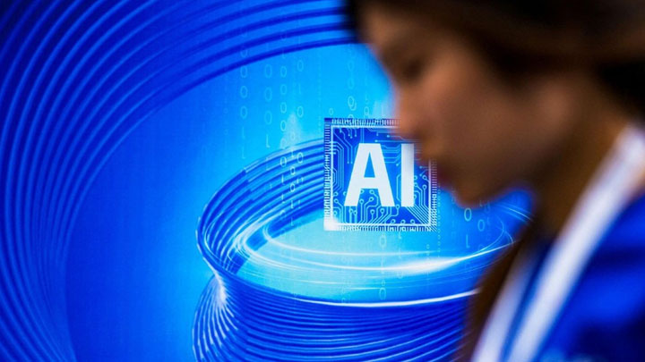 البابا: تدعو الكنيسة جميع بُناة الذّكاء الاصطناعيّ إلى تنمية التّمييز الأخلاقيّ