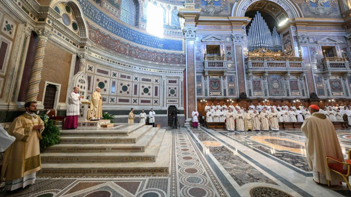 البابا: لا يمكن بناء جماعة إيمان حقيقيّة إلّا بالتّواضع والصّبر وبمساعدة الله