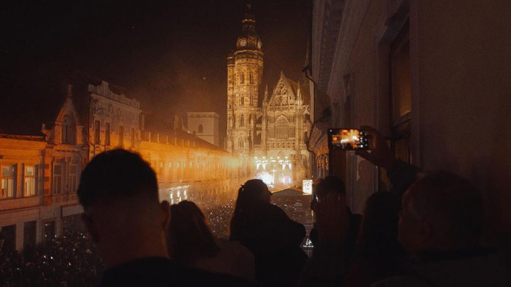 هكذا يستمرّ وجه الكنيسة الشّابّ في التّألّق في قلب أوروبا الوسطى!