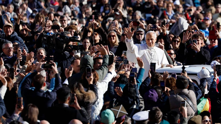 البابا: الأخوّة الّتي يُعطينا إيّاها يسوع المسيح تحرّرنا