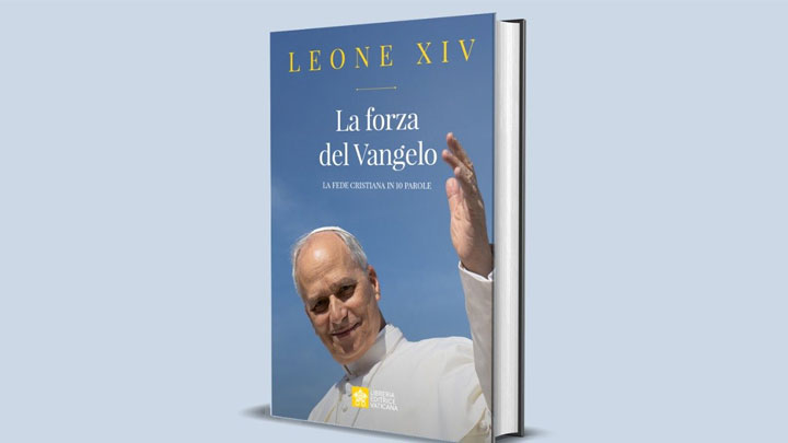 كتاب جديد للبابا!