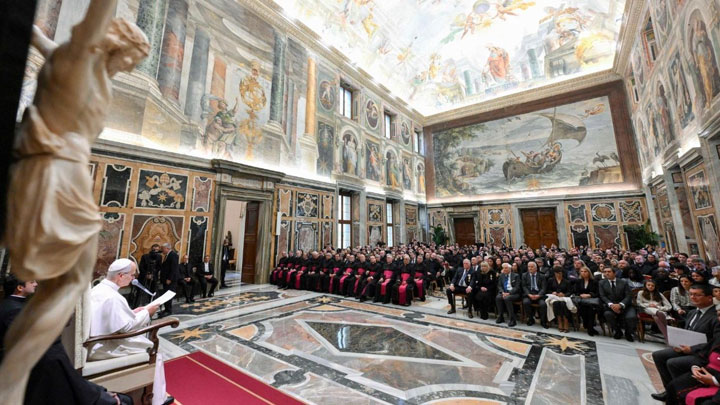 البابا: خلاص النّفوس هو القانون الأسمى والغاية النّهائيّة لإجراءات الزّواج في الكنيسة