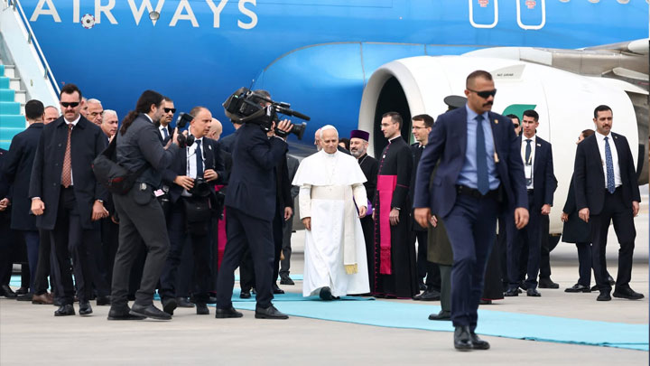 البابا وصل إلى مطار أنقرة الدّوليّ