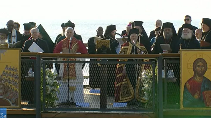 البابا يدعو للمصالحة والأخوّة والسّلام من إزنيق