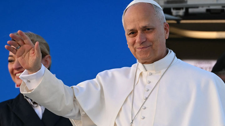 29 شخصيّة كنسيّة و30 صحفيًا سيرافقون البابا إلى بيروت