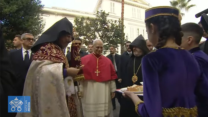 البابا في الكاتدرائيّة الأرمنيّة الرّسوليّة