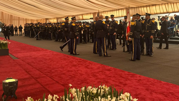 وصول الرّسميّين والسّفير البابويّ إلى مطار بيروت الدّوليّ