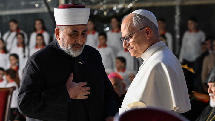 إليكم كلمة الشّيخ علي قدور من ساحة الشّهداء!