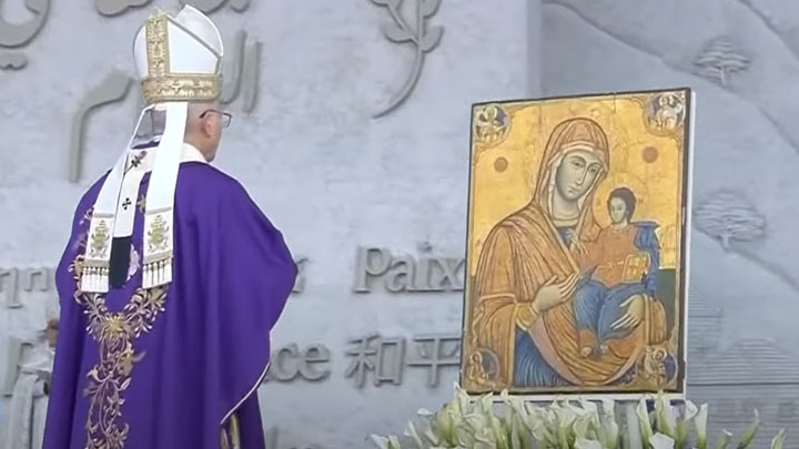 البابا لمسيحيّي لبنان: تشجّعوا فأنتم سكّان لبنان