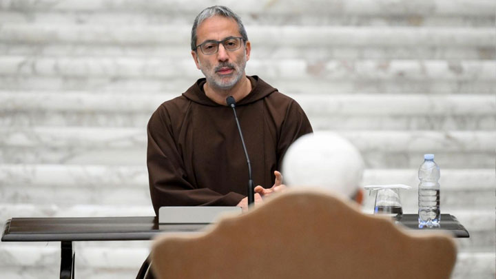 في تأمّله الثّاني للميلاد، بازوليني يكشف كيفيّة إعادة بناء بيت الرّبّ