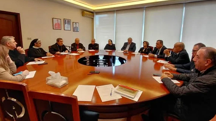 خيرالله في تسلّمه رئاسة اللّجنة الأسقفيّة لوسائل الإعلام: لطريق تواصل يؤدّي إلى السّلام