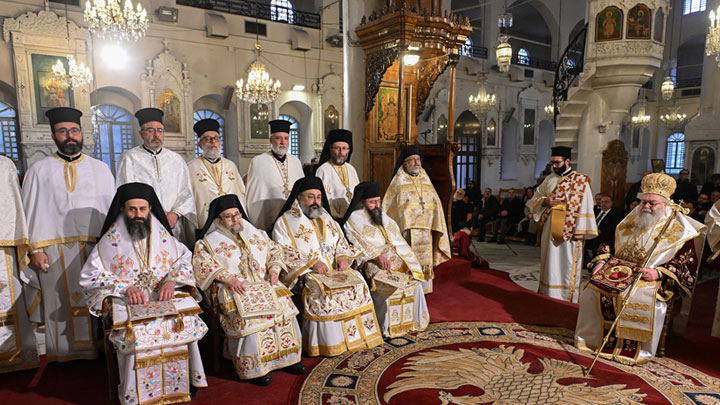 يوحنّا العاشر في قدّاس رأس السّنة: صلاتنا من أجل من رقدوا فسبقونا إلى لقيا وجه المسيح